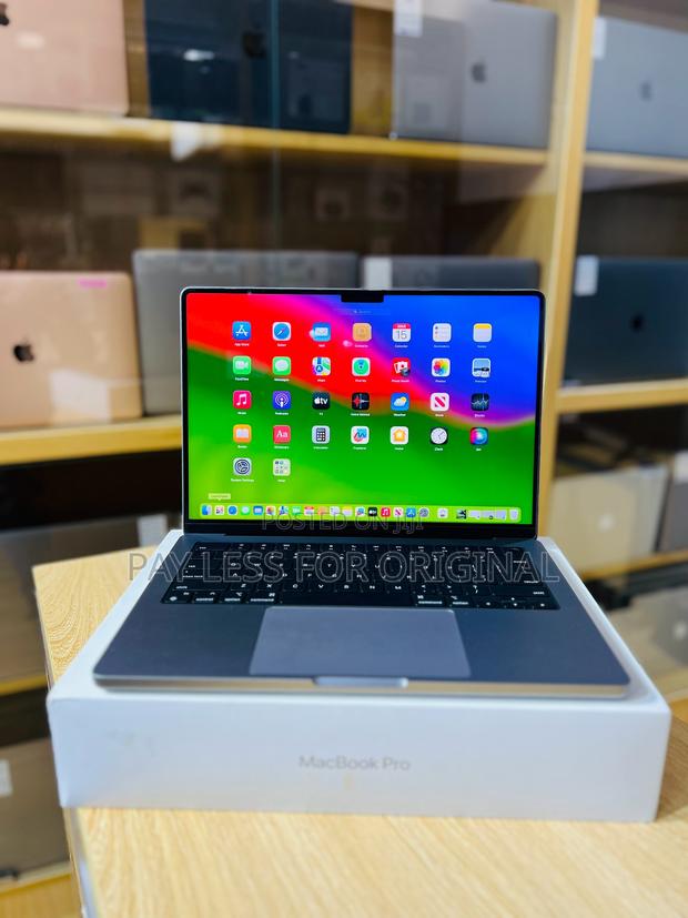 Laptop Apple MacBook Pro 2023 M3 14-inch 8GB Apple M3 SSD 512GB · Photo 7