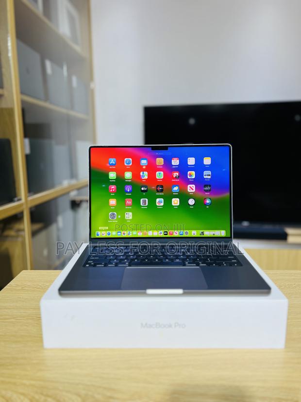 Laptop Apple MacBook Pro 2023 M3 14-inch 8GB Apple M3 SSD 512GB · Photo 5
