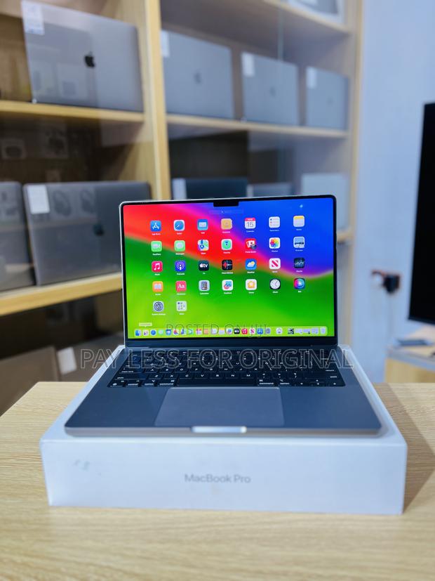 Laptop Apple MacBook Pro 2023 M3 14-inch 8GB Apple M3 SSD 512GB · Photo 6