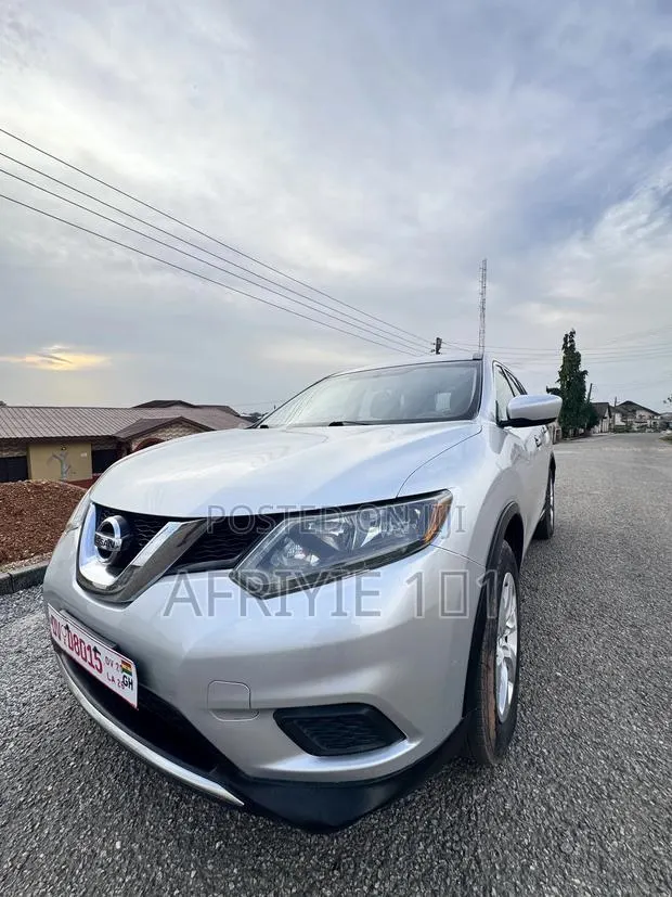 Nissan Rogue S AWD 2016 Silver · Photo 1