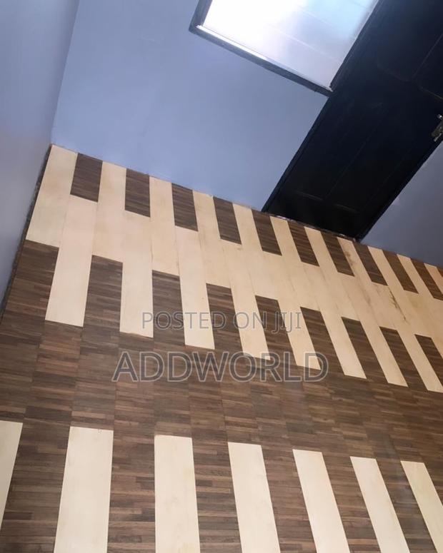 PVC / Vynile Carpet Tile Non -Self Adhesive PVC · Photo 2