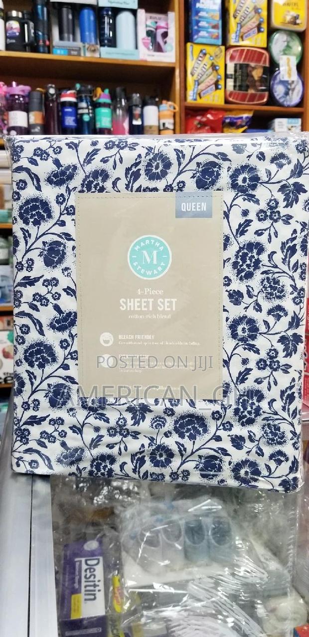 4 Pieces Martha Stewart Sheet Set (Queen) · Photo 1