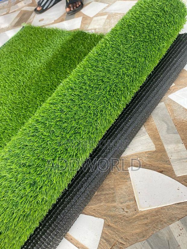 Original Premium Green Grass 50mm Thickness 250gh Per SQM · Photo 3