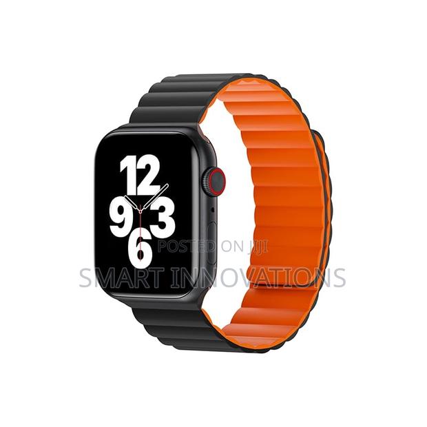Magnetic Silicone Apple Watch Band, 42/44/45/49 Mm · Photo 2
