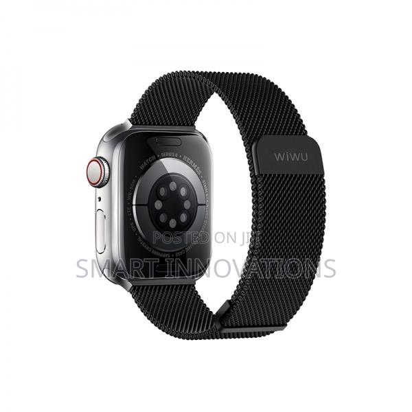 Milanese Magnetic Watch Strap for Apple Watch · Photo 1