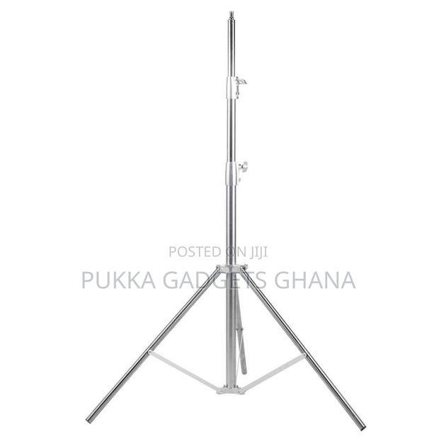 Silver Light Stand · Photo 1