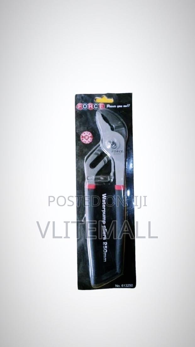 Force 250mm Waterpump Pliers (No.613250) · Photo 4