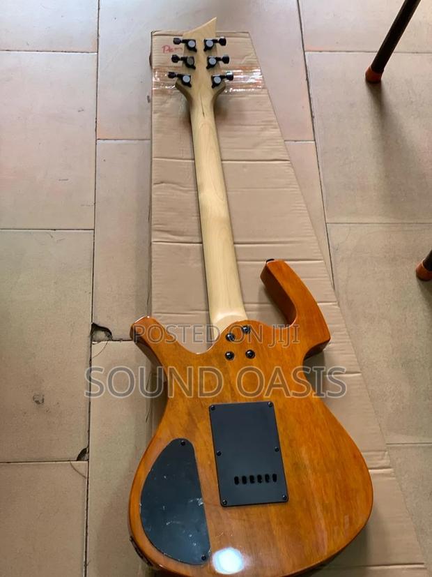 Ibanez Lead/Electric Guitar · Photo 3