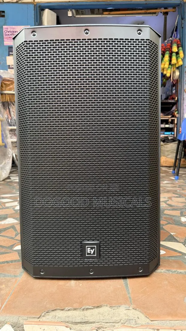 Ev ZLX-15bt 15” Active Speaker(Pair) · Photo 1