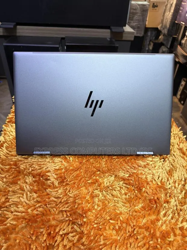 Laptop HP Envy 15-ep0xxx 32GB Intel Core i7 SSD 512GB · Photo 1