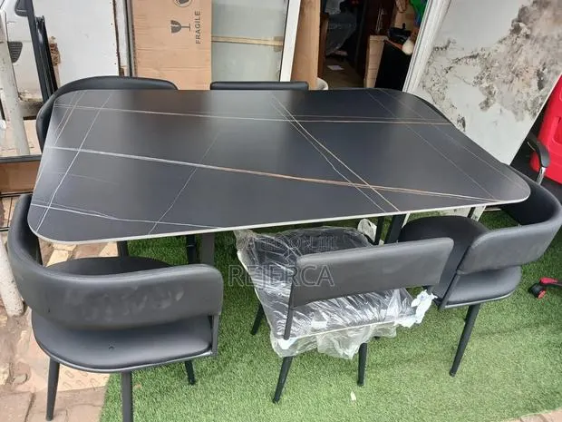 Marble Dinning Set · Photo 1