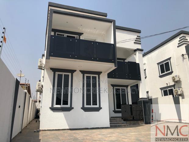 5bdrm Duplex in Lakeside Estates, Accra Metropolitan for sale · Photo 2