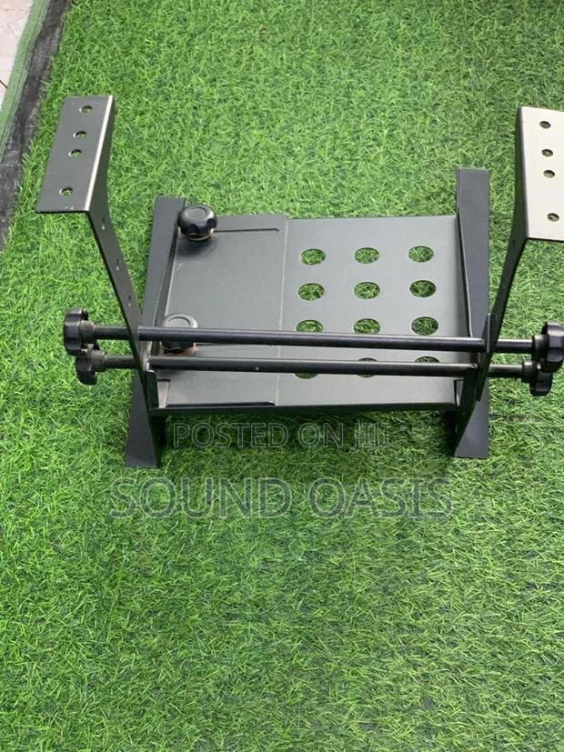 Laptop Stand (Black) · Photo 2