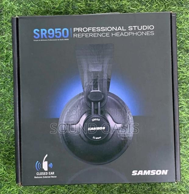 Samson SR950 Professional Studio Reference Headphones · Photo 1