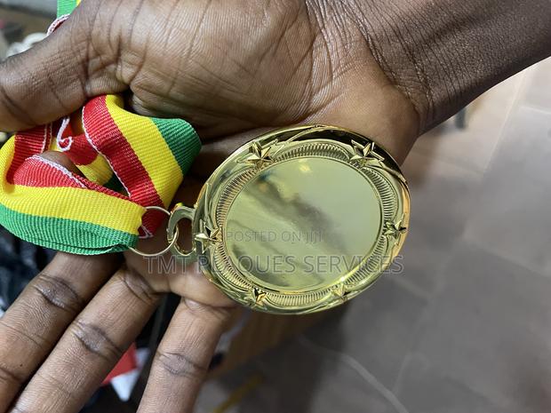 Golden Medal Available · Photo 4