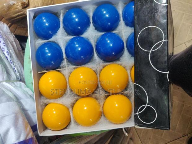 Snooker Balls 2 Colours · Photo 4