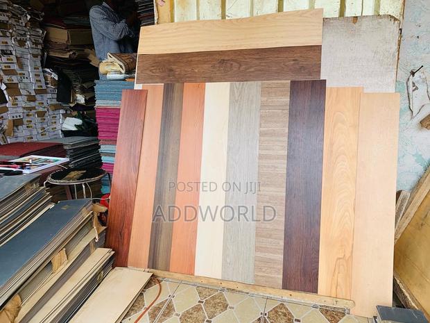PVC / Vynile Carpet Tile Non -Self Adhesive PVC · Photo 3