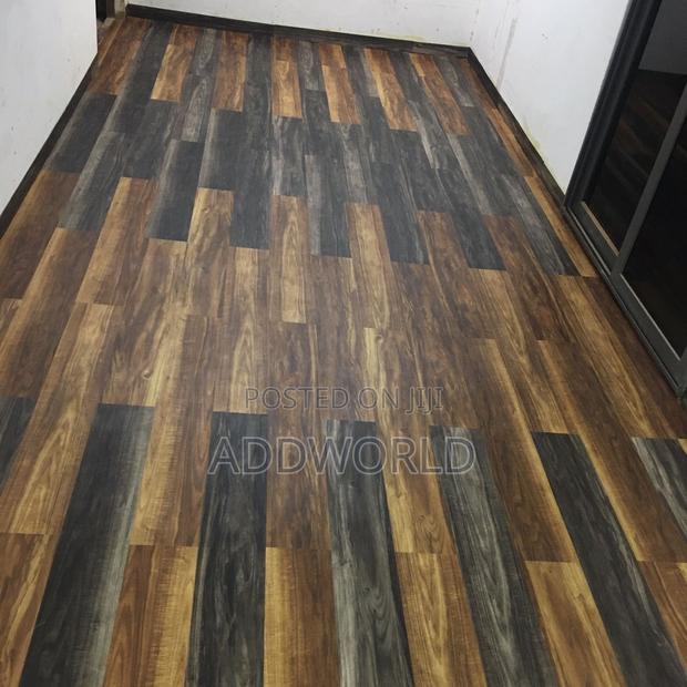 PVC / Vynile Carpet Tile Non -Self Adhesive PVC · Photo 4