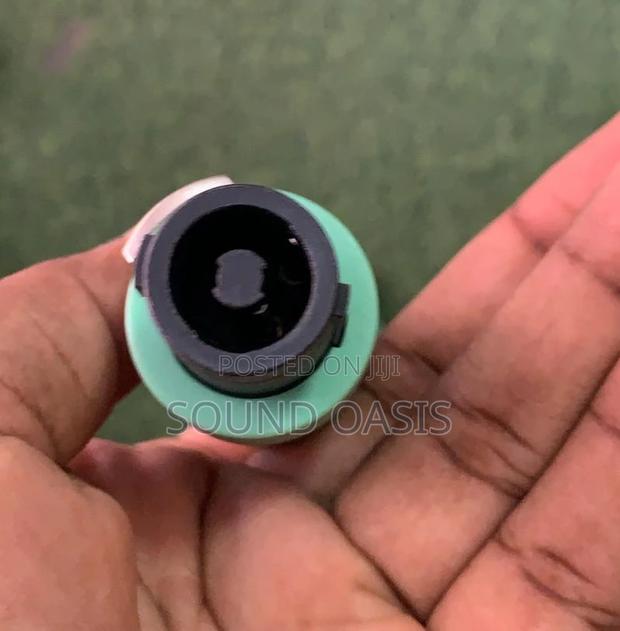 Neutrix Speakon Plugs (Green) · Photo 4