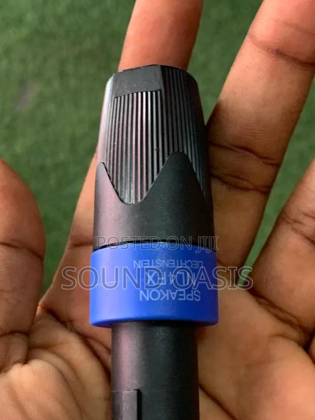 Neutrix Speakon Plugs (Blue) · Photo 2