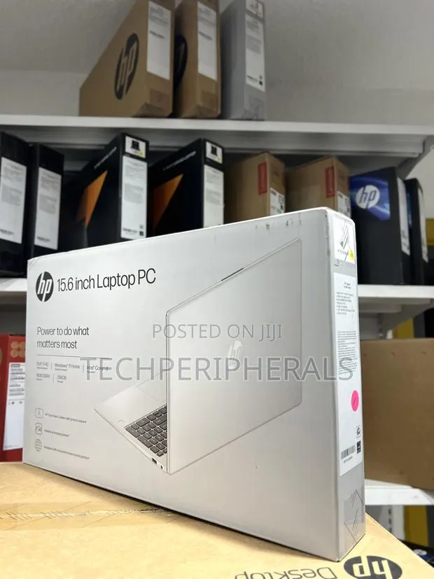 New Laptop HP 15 8GB Intel Core i3 SSD 256GB · Photo 1