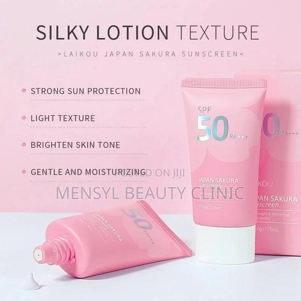 Laikou Japan Sakura Face Sunscreen Spf50 Pa+ · Photo 1