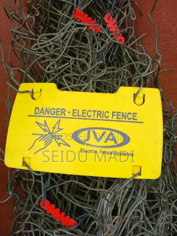 Electric Fence Danger Sign · Photo 1