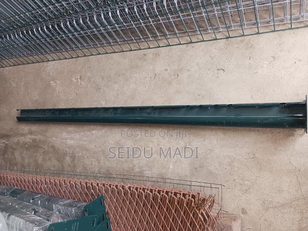 Pole for Fencing · Photo 1