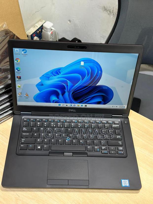 Laptop Dell Latitude E7450 8GB Intel Core i5 HDD 500GB · Photo 1