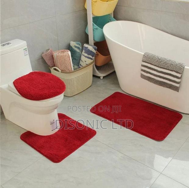 3 Sets Washroom Mats · Photo 4