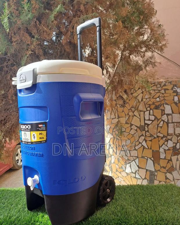 5 Gallon 20quarts on a Wheel · Photo 3