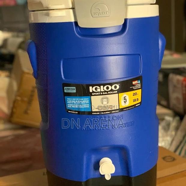 5 Gallon 20quarts on a Wheel · Photo 2