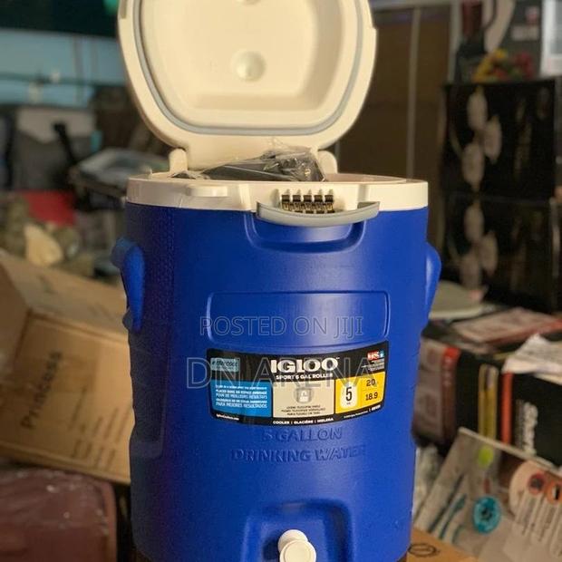 5 Gallon 20quarts on a Wheel · Photo 4