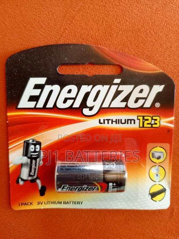 Energizer Cr123a Lithium 3V Battery · Photo 1