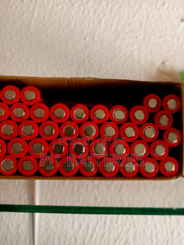 18650 Ultra Fire Lithium Battery · Photo 1