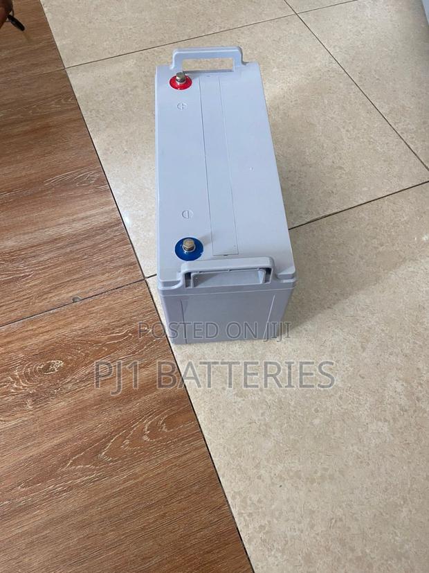 12V 100ah Deep Cycle Sealed Solar Battery · Photo 1