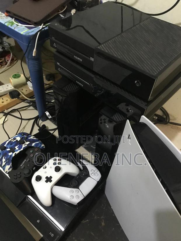 Bring Your Faulty Console or Controllers for Instant Cash · Photo 5