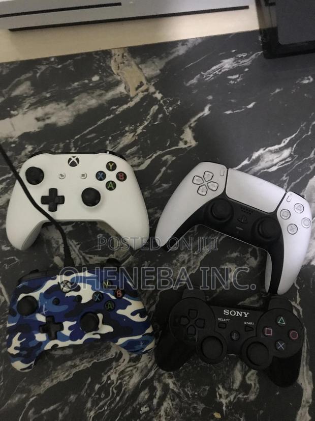 Bring Your Faulty Console or Controllers for Instant Cash · Photo 6