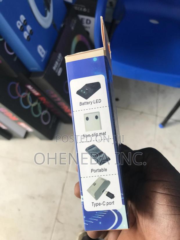PS5 Controllers Charging Station · Photo 3