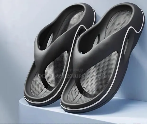 Comfortable Light Weight| Stylish Anti-Skid Casual Slippers · Photo 1