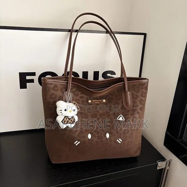 Ladies Tote Bags · Photo 1