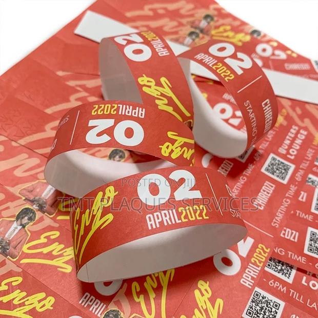 TYVEK Wristband for Your Events and Parties · Photo 4