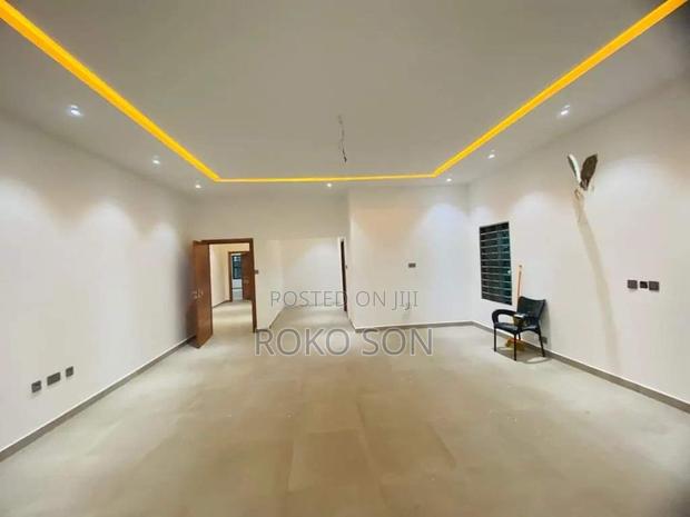 4bdrm Duplex in Dr Roko, Accra Metropolitan for sale · Photo 2
