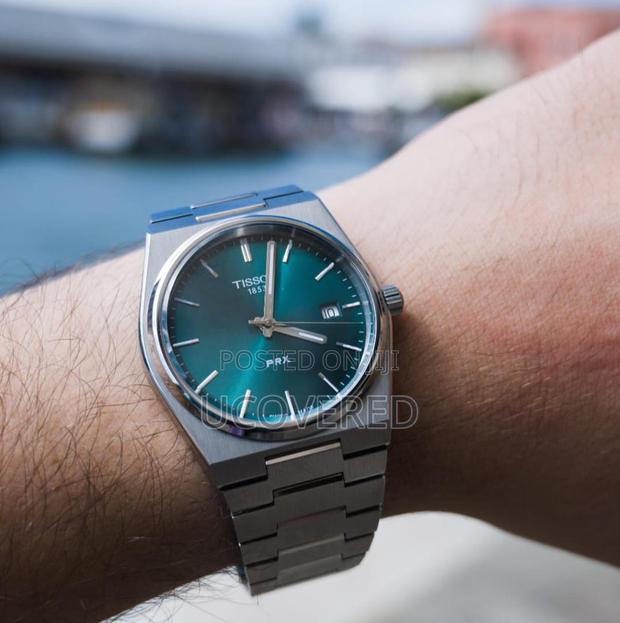Tissot One Pin Battery Watch · Photo 3