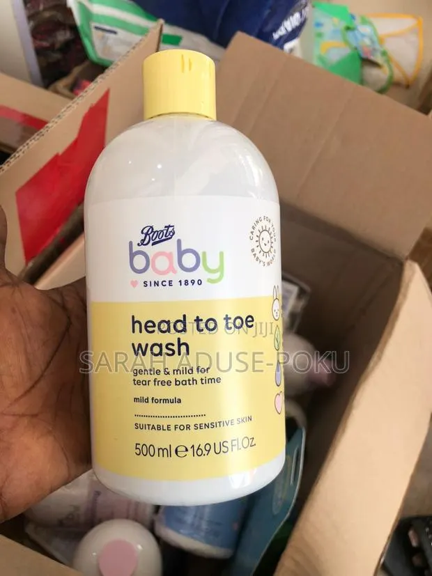 Boots Baby Head to Toe Wash · Photo 1