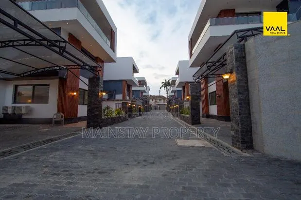 5bdrm Villa in Mainstay Estates, Cantonments for rent · Photo 1