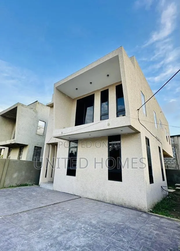 4bdrm House in East Legon for rent · Photo 1