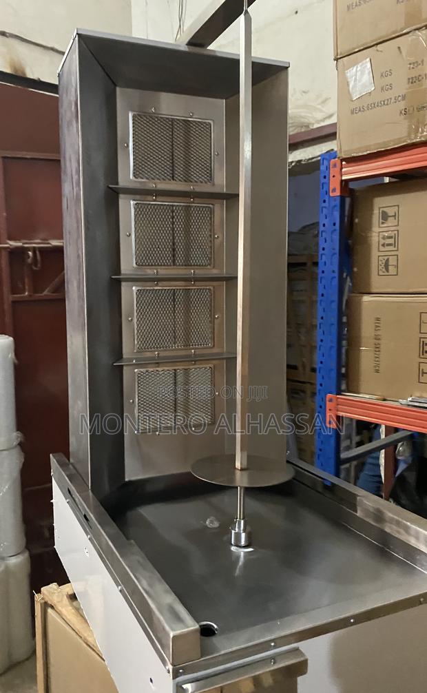 4 Burner Shawarma Machine · Photo 3