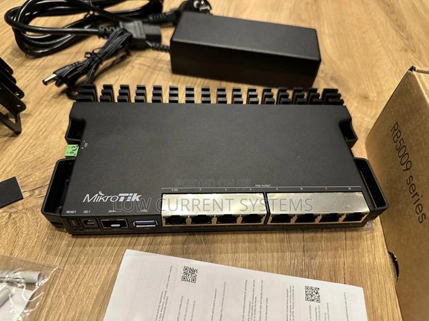 Mikrotik Rb5009ur+S+In 1gb Ram Router Board · Photo 3