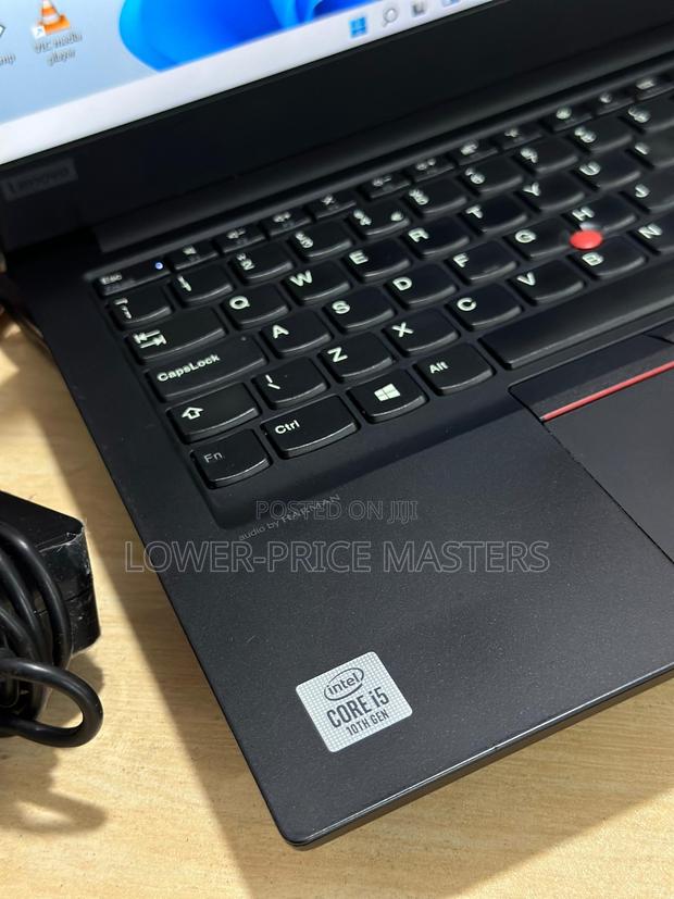 New Laptop Lenovo ThinkPad E14 G5 8GB Intel Core I5 SSD 256GB · Photo 3